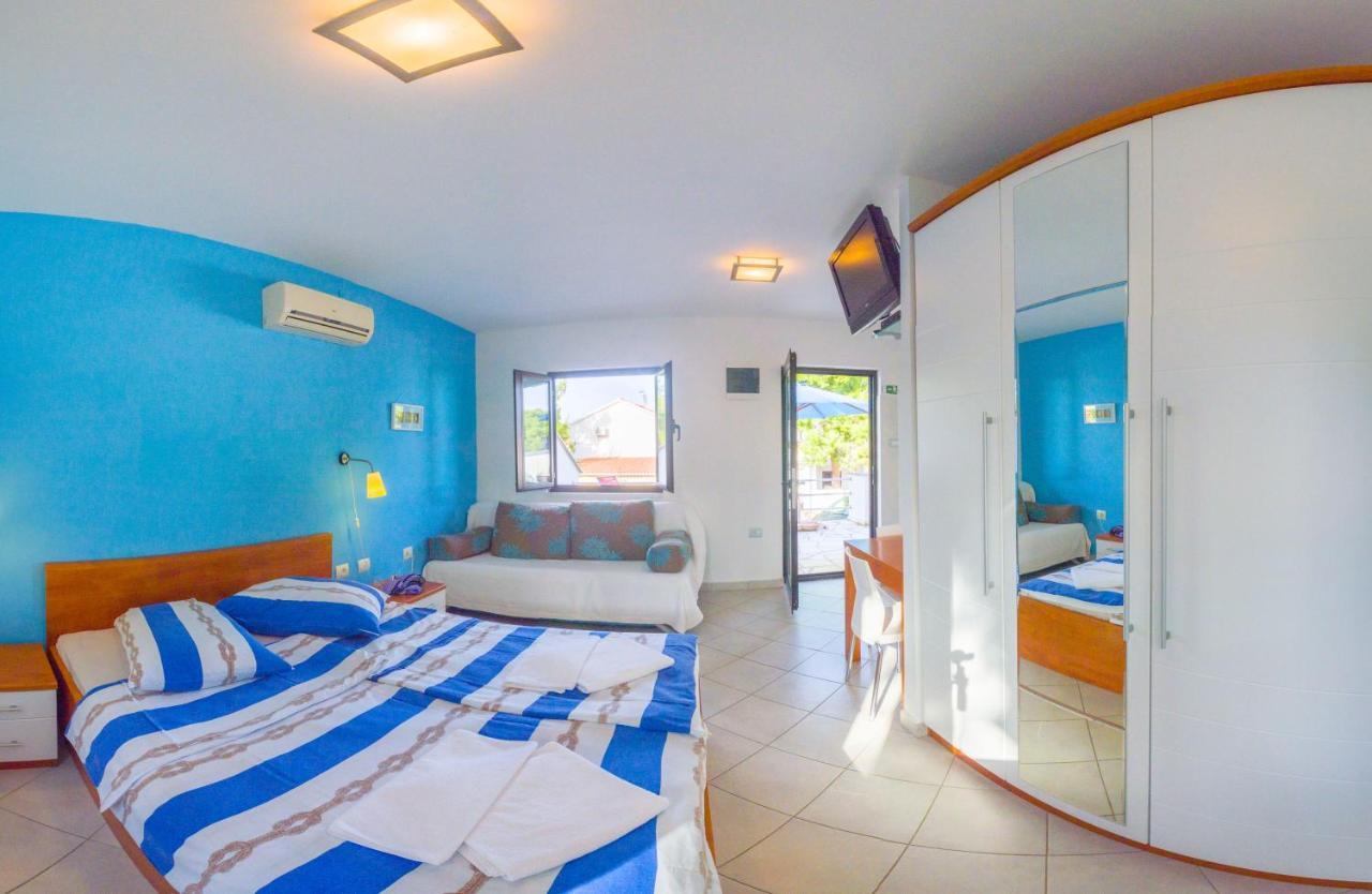 The Sea House Apartments Vis Exterior foto