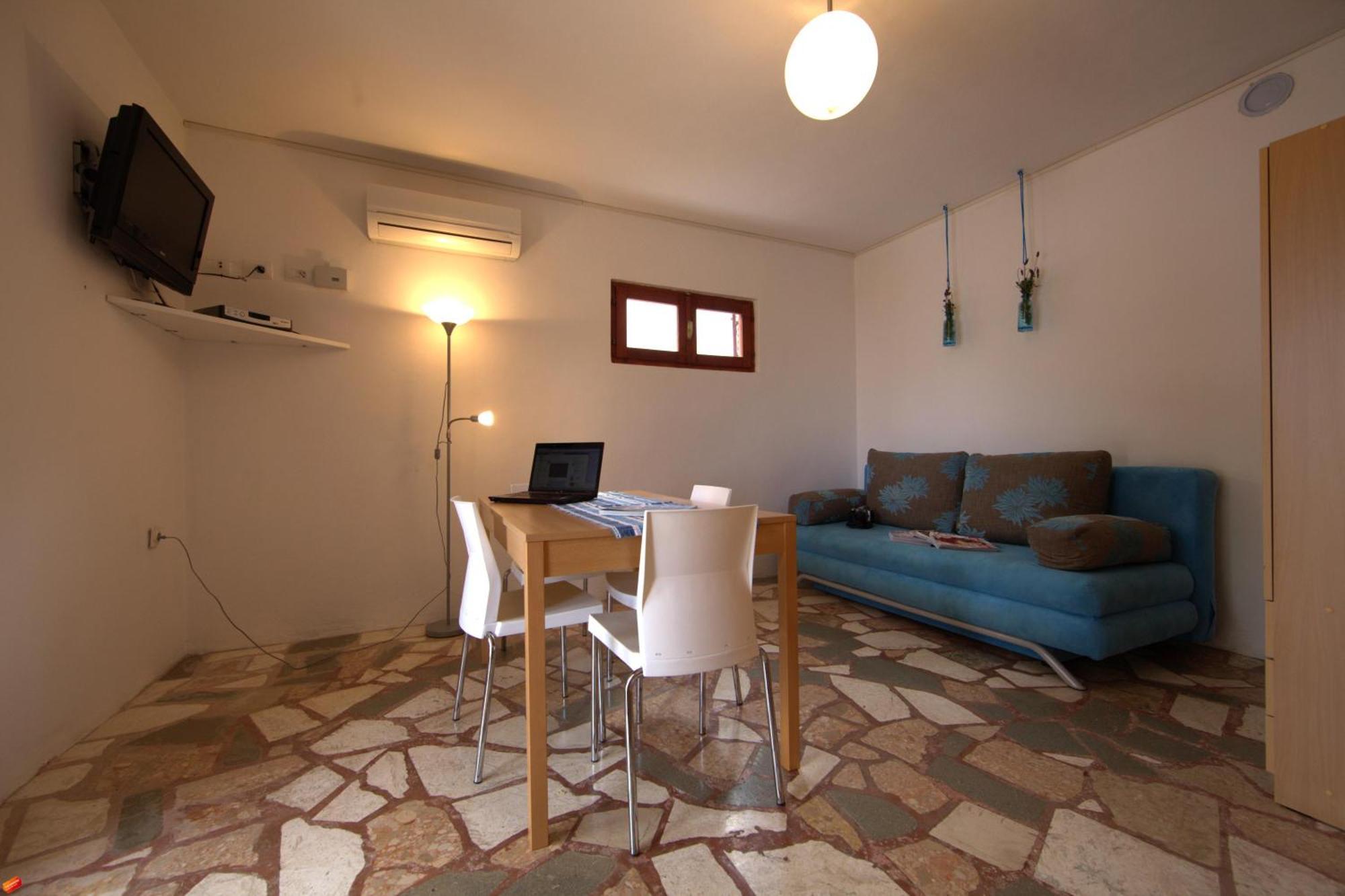 The Sea House Apartments Vis Zimmer foto